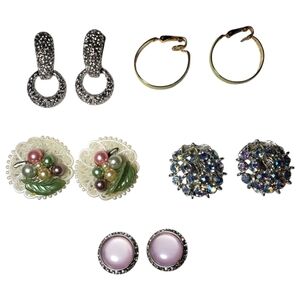 6 pairs of vintage clip on earrings